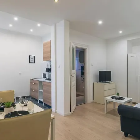 Huszonegy 2 - Center Location Ac Budapest